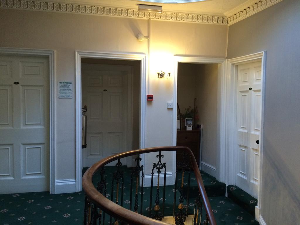 Hilbury Court Hotel Trowbridge Εξωτερικό φωτογραφία