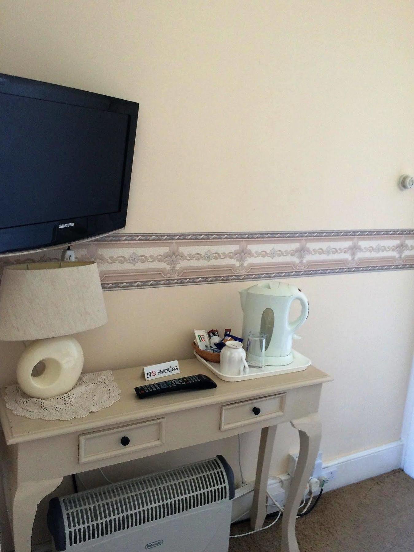 Hilbury Court Hotel Trowbridge Εξωτερικό φωτογραφία