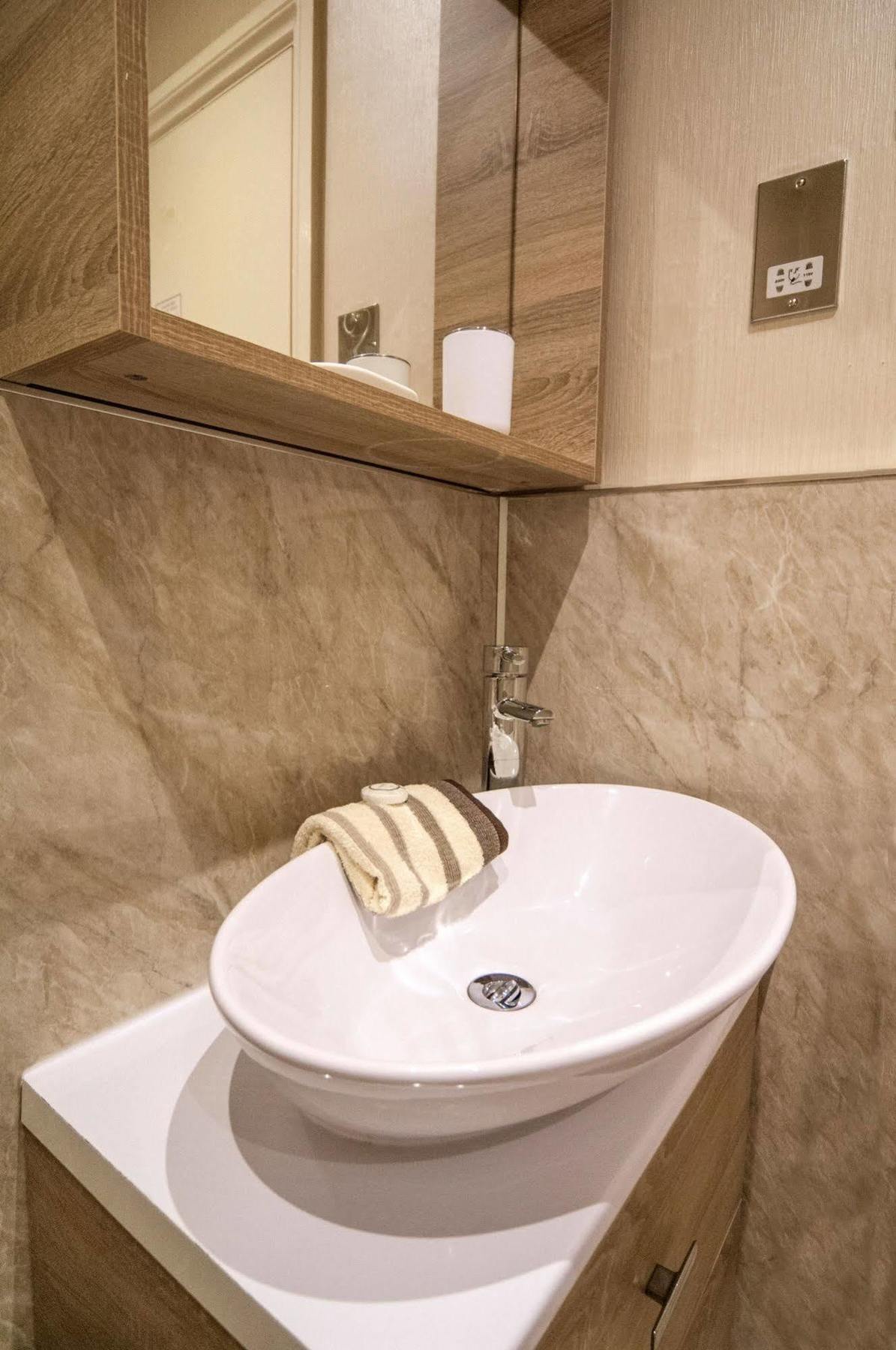 Hilbury Court Hotel Trowbridge Εξωτερικό φωτογραφία