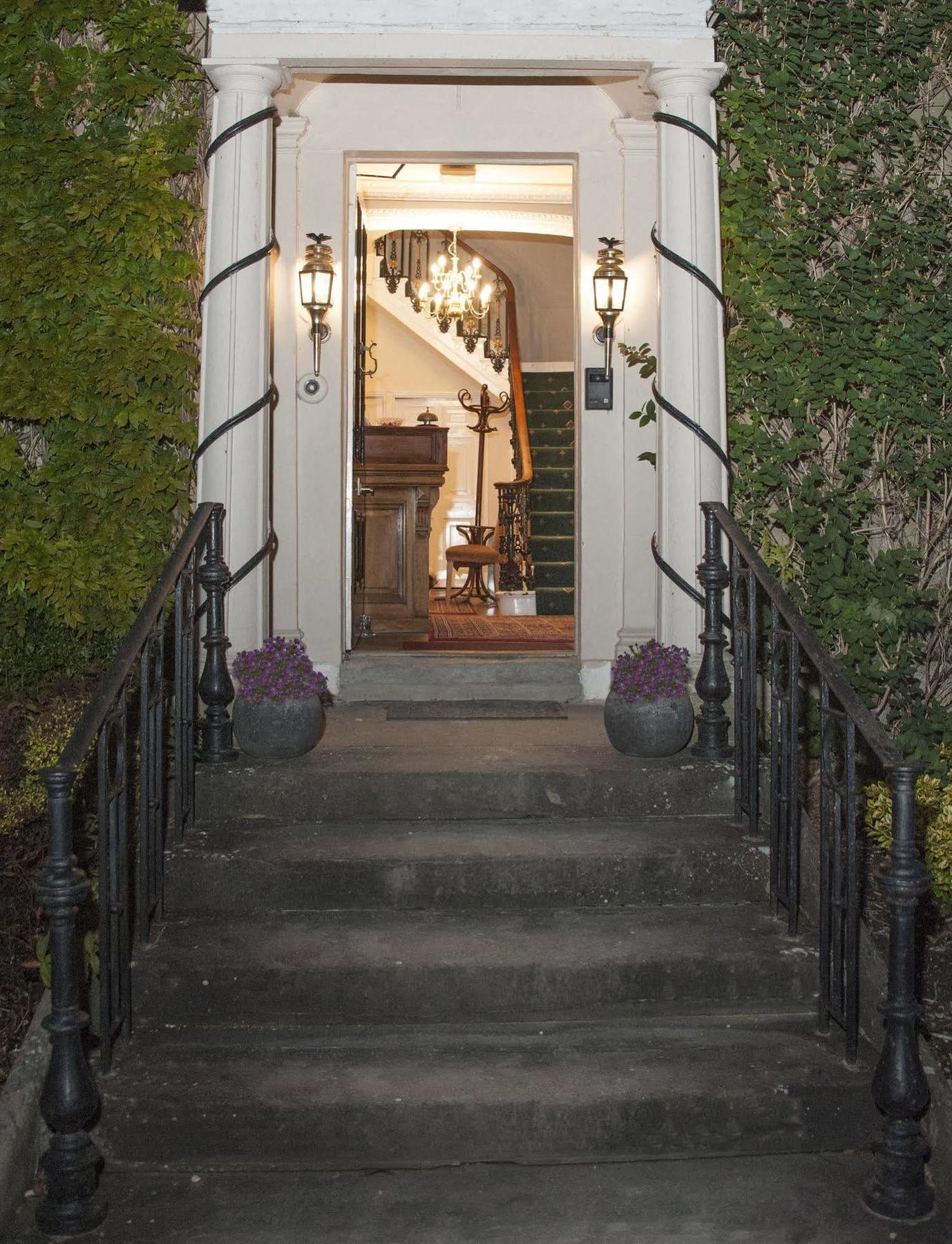 Hilbury Court Hotel Trowbridge Εξωτερικό φωτογραφία