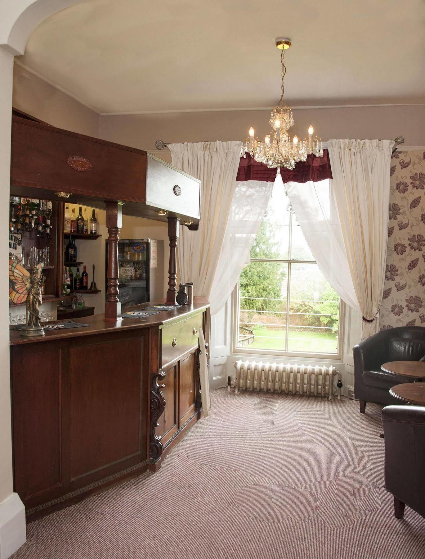 Hilbury Court Hotel Trowbridge Εξωτερικό φωτογραφία
