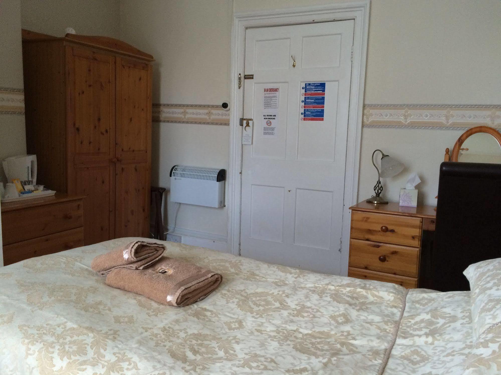 Hilbury Court Hotel Trowbridge Εξωτερικό φωτογραφία