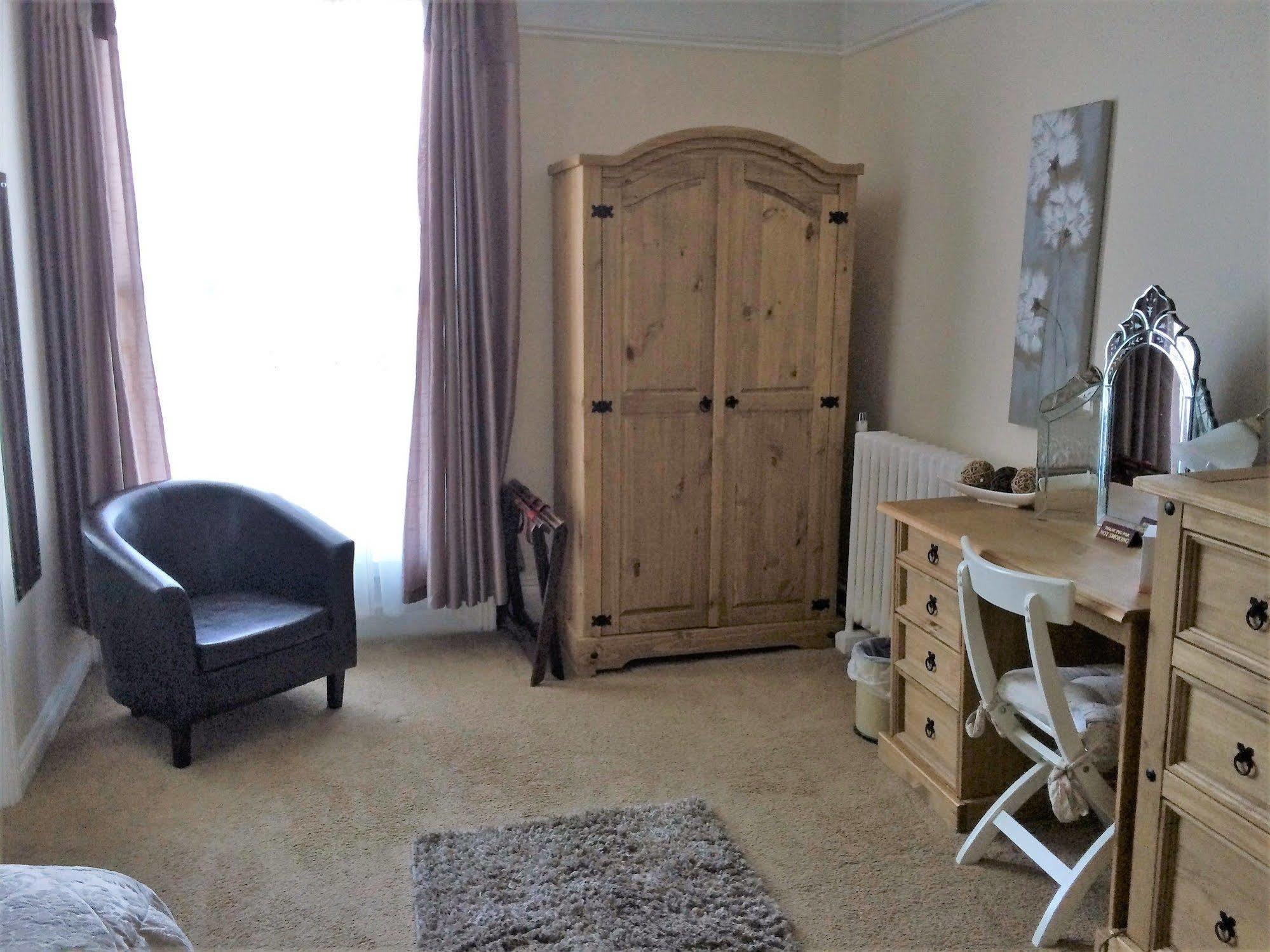 Hilbury Court Hotel Trowbridge Εξωτερικό φωτογραφία