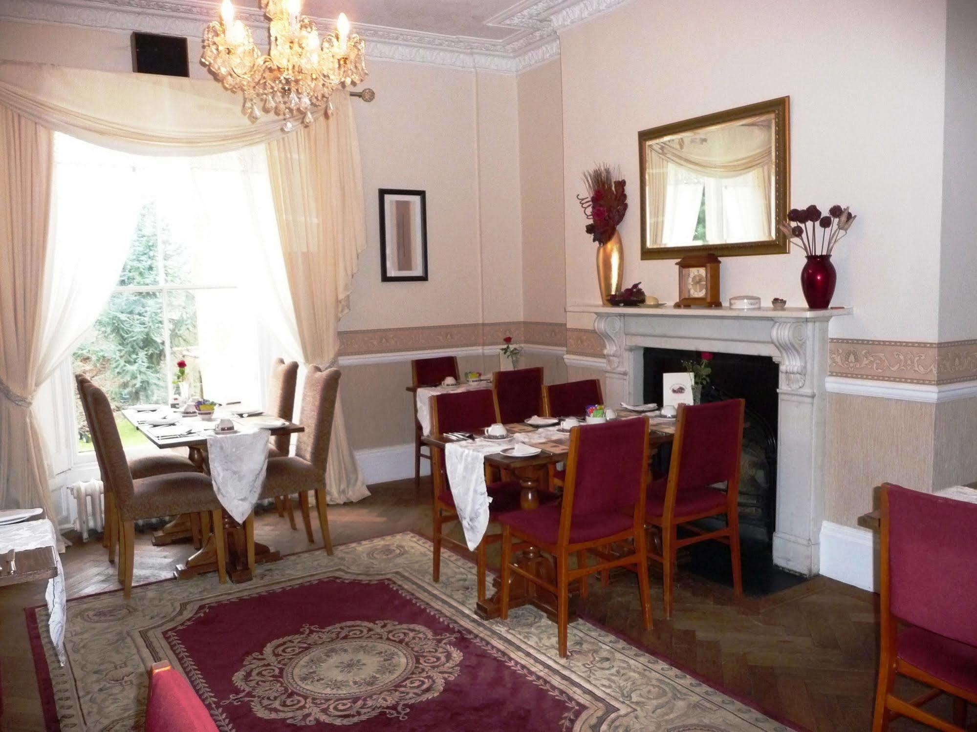 Hilbury Court Hotel Trowbridge Εξωτερικό φωτογραφία